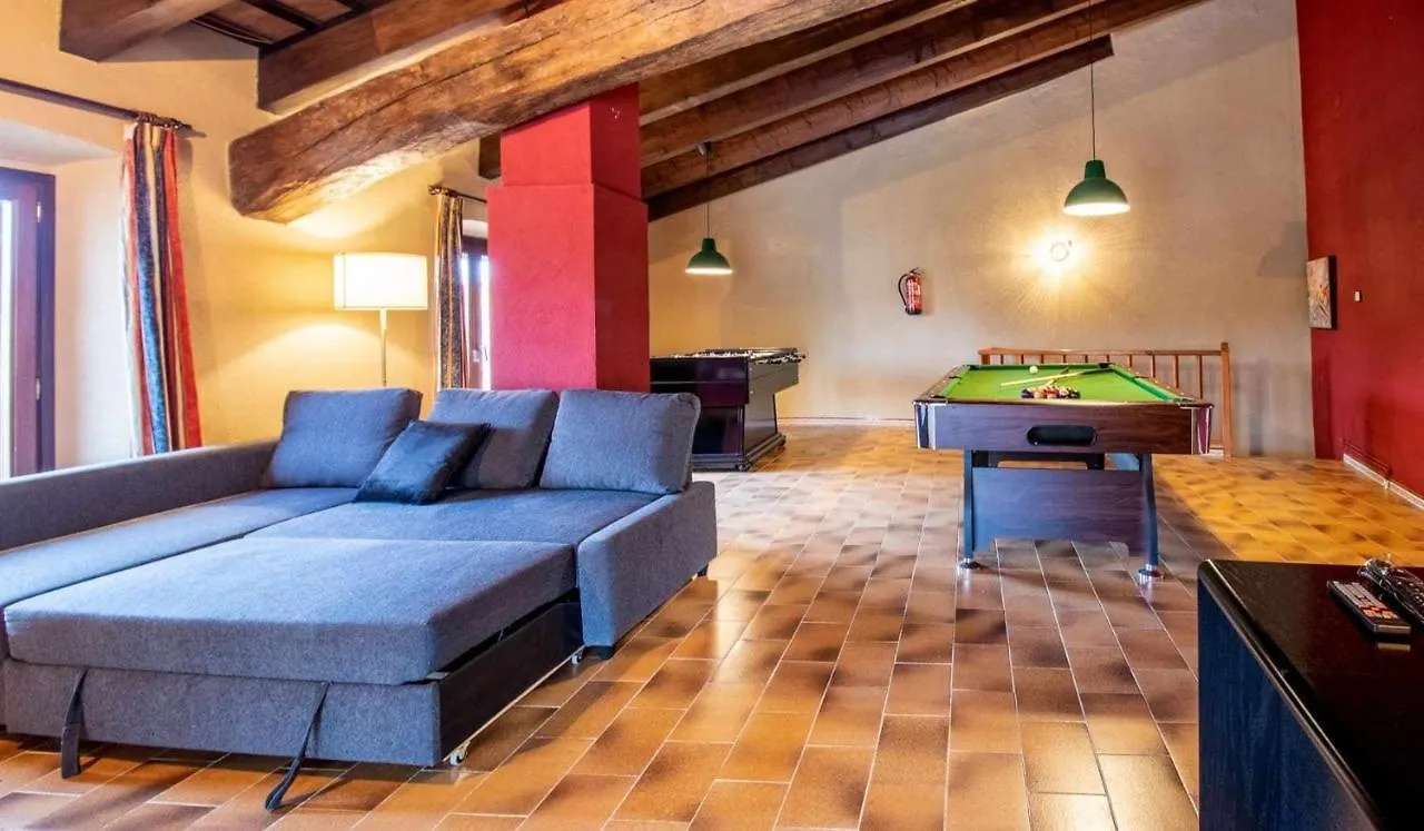 Boadella Rustic Casa Rural En El Alt Emporda بيت للعطل